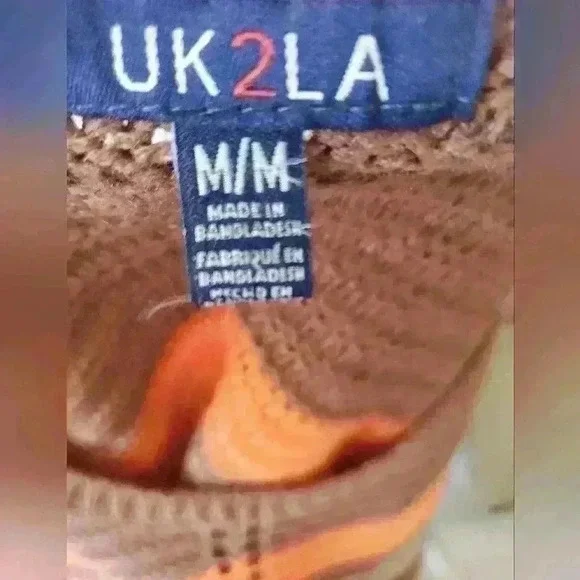 Uk2LA patterned sweater size medium - Picture 4 of 5